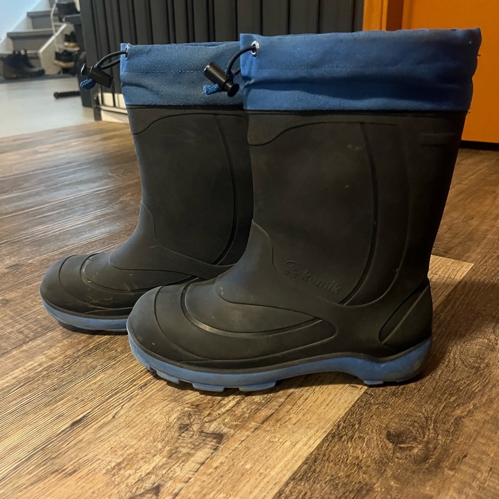 KAMIK Black/Blue Outdoor Boots
